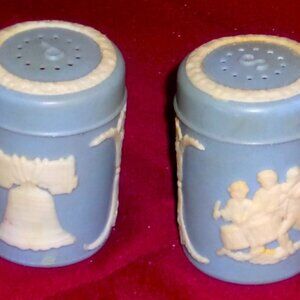 Pair Vintage Wedgwood Style Betsy Ross Salt & Pepper Shakers